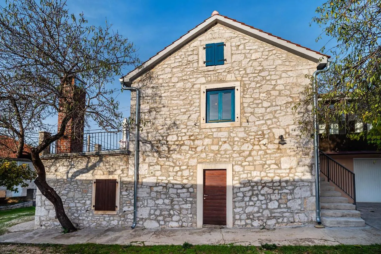 Ferienhaus Kuca Marija - Traditionelles Steinhaus Bei Zadar Debeljak Holiday home