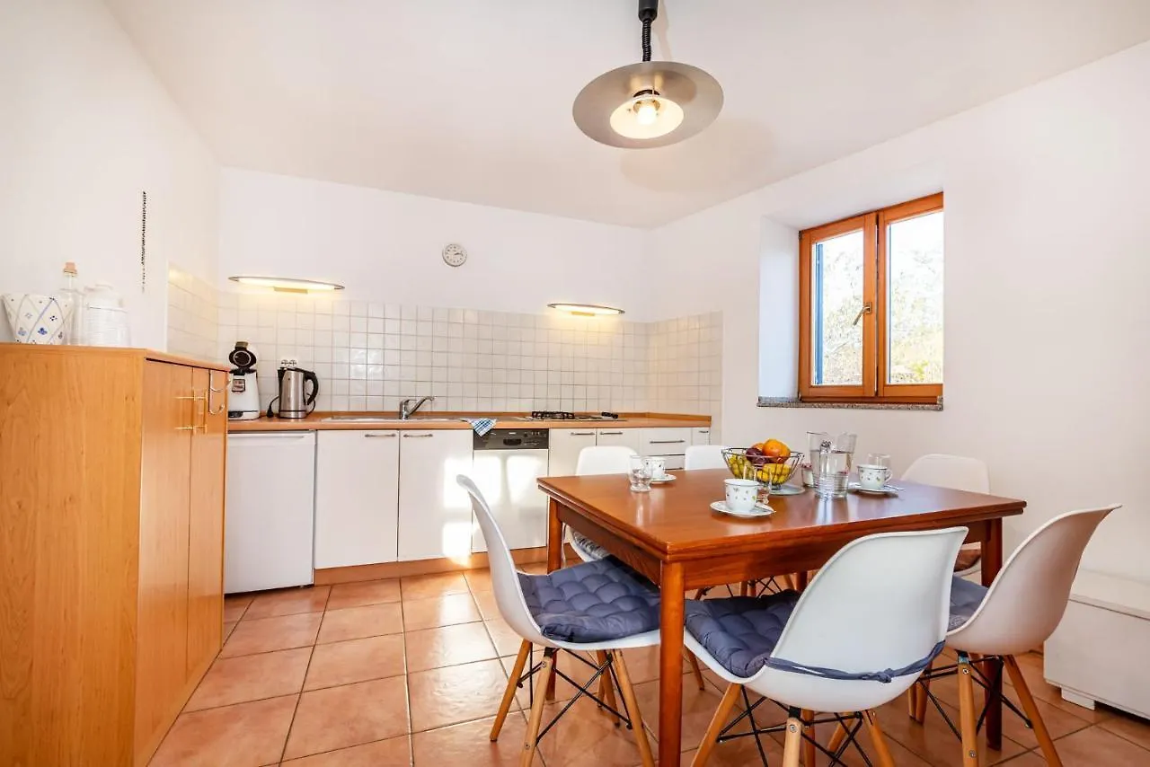 Holiday home Ferienhaus Kuca Marija - Traditionelles Steinhaus Bei Zadar Debeljak