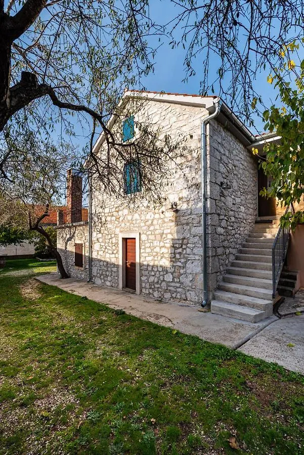 Ferienhaus Kuca Marija - Traditionelles Steinhaus Bei Zadar Debeljak Holiday home