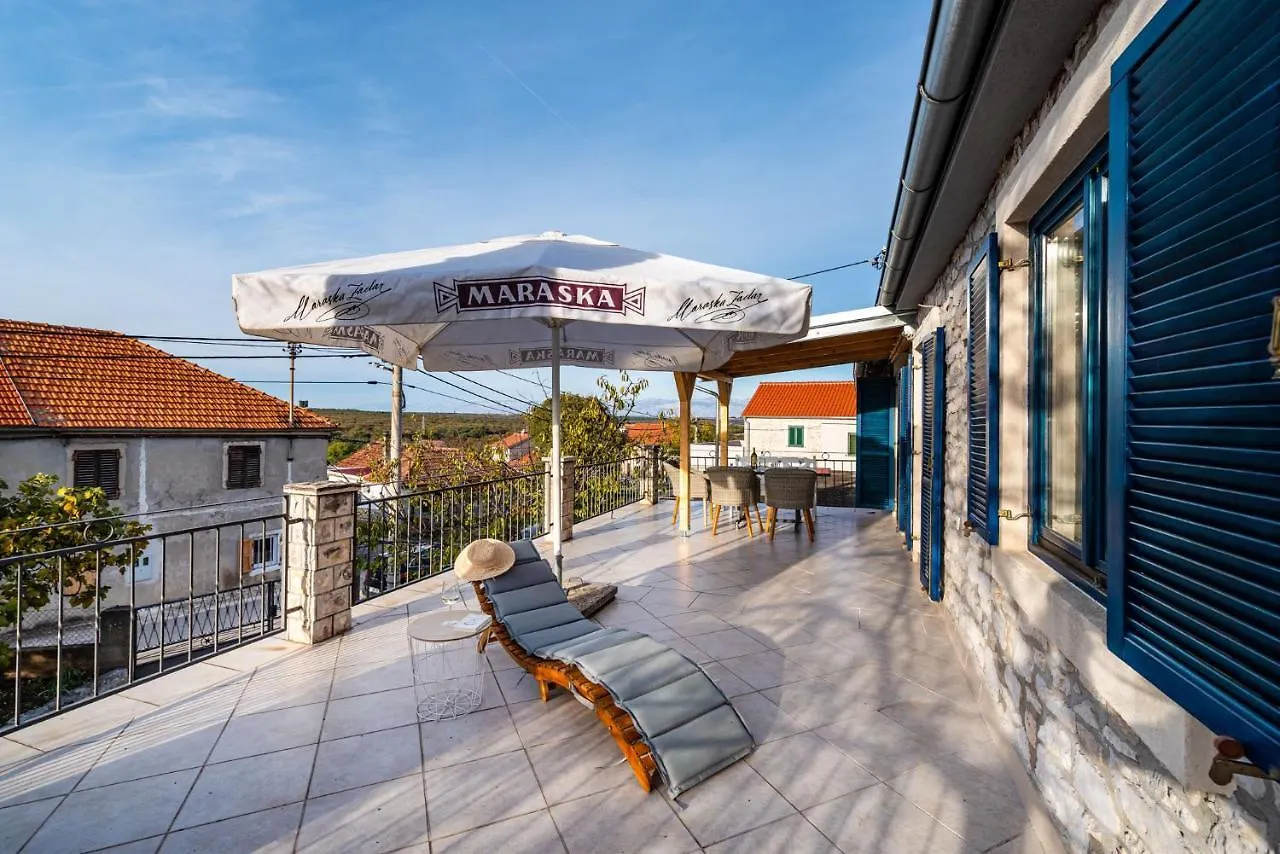 Ferienhaus Kuca Marija - Traditionelles Steinhaus Bei Zadar Debeljak